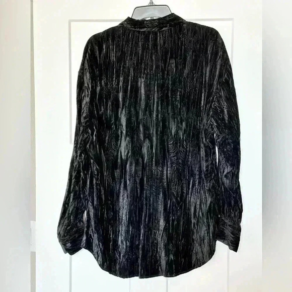GAP 100% Rayon Black Blouse - Picture 4 of 4